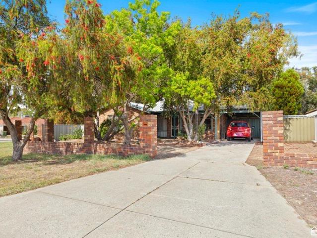 House for sale in Brookdale, City Of Armadale