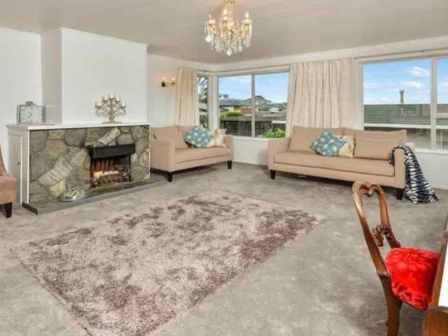 Townhouse for rent in Whangaparaoa, Oroua County
