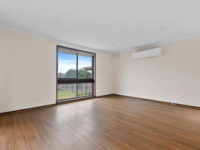 House for rent in Dandenong North, Melbourne
