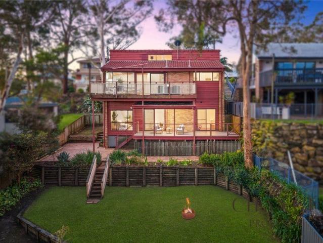 House for sale in Green Point, Gosford