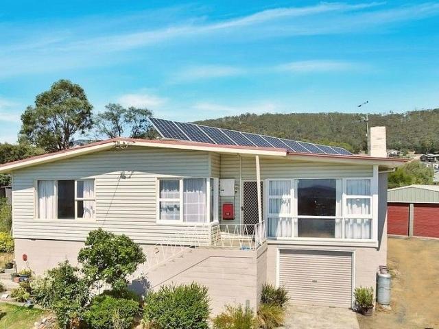House for sale in Claremont