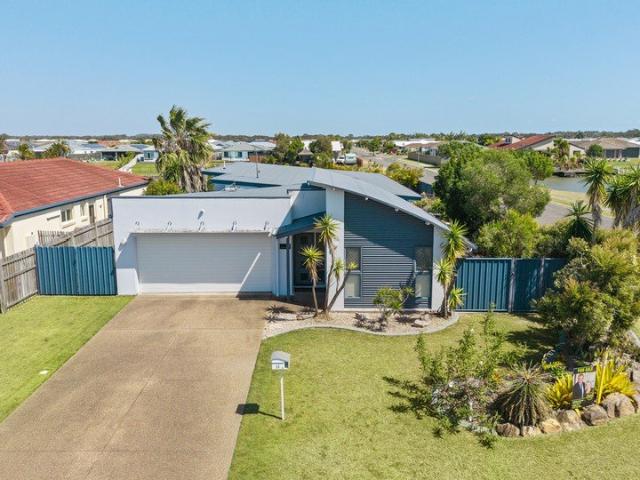 House for sale in Eli Waters, Hervey Bay