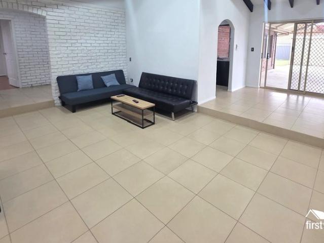 House for rent in Cloverdale, Western Australia