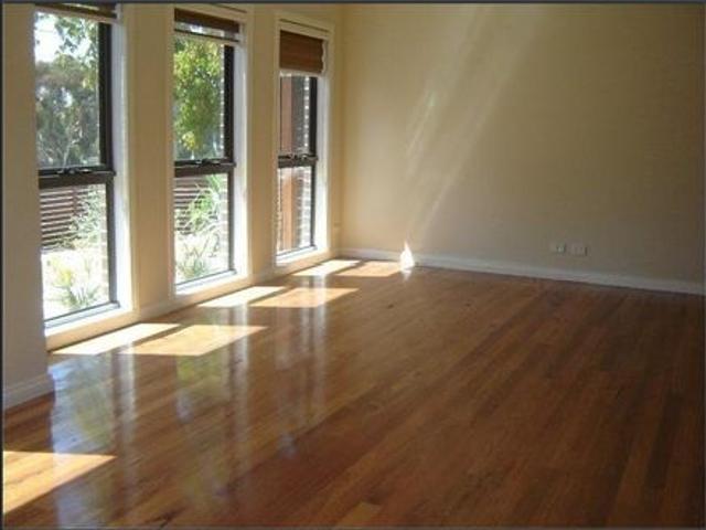 Townhouse for rent in Camerons Creek, Victoria