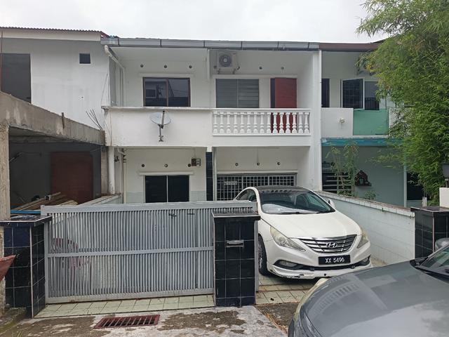 Terraced House for rent in Georgetown, Penang