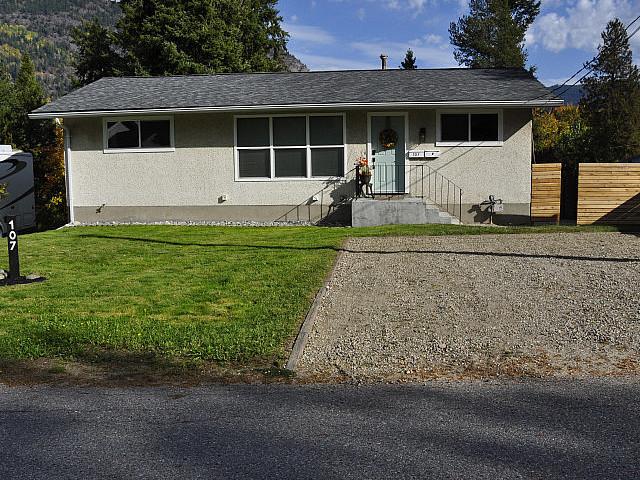 House for sale in Castlegar, British Columbia