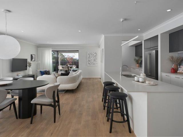 Cottage for sale in Churchill, Victoria