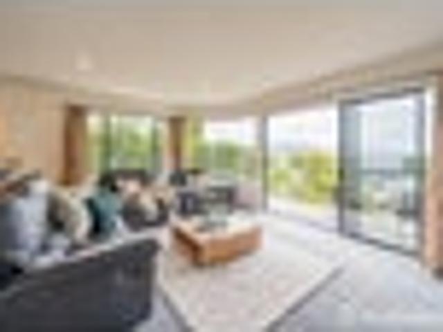 House for sale in Days Bay, Wellington