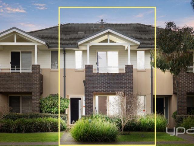 Townhouse for sale in Camerons Creek, Victoria
