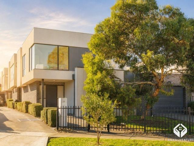 Townhouse for rent in Camerons Creek, Victoria