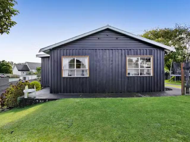 House for sale in Midhirst, Taranaki