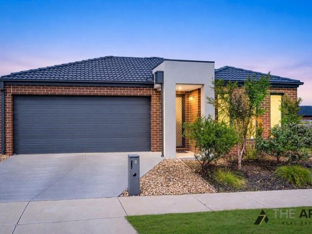 House for sale in Toolern Waters, Melbourne