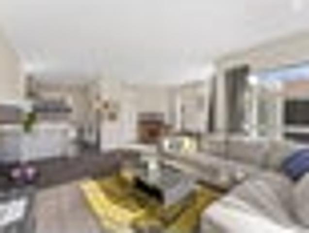 House for sale in Edgeware, Canterbury