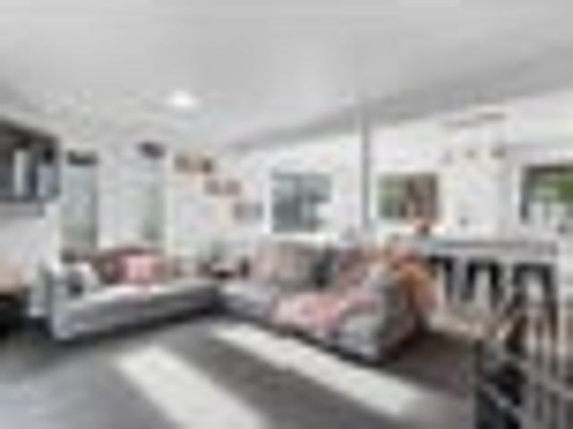House for sale in Otakou