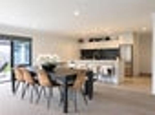 House for sale in Norfolk Downs, Cambridge