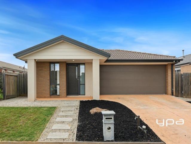 House for sale in Riverina Rise, Melbourne