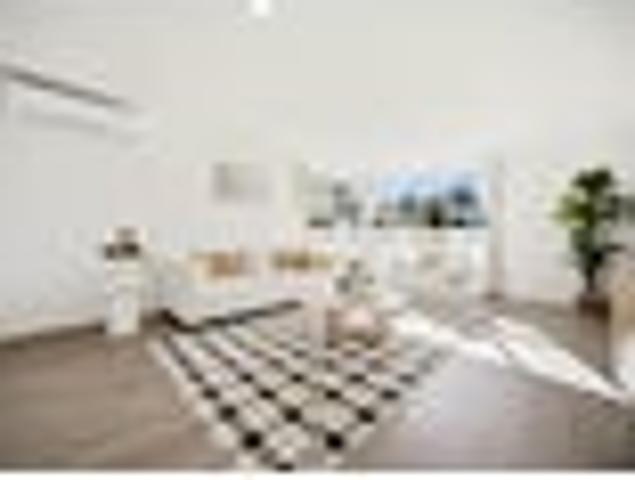 House for sale in Sunnynook
