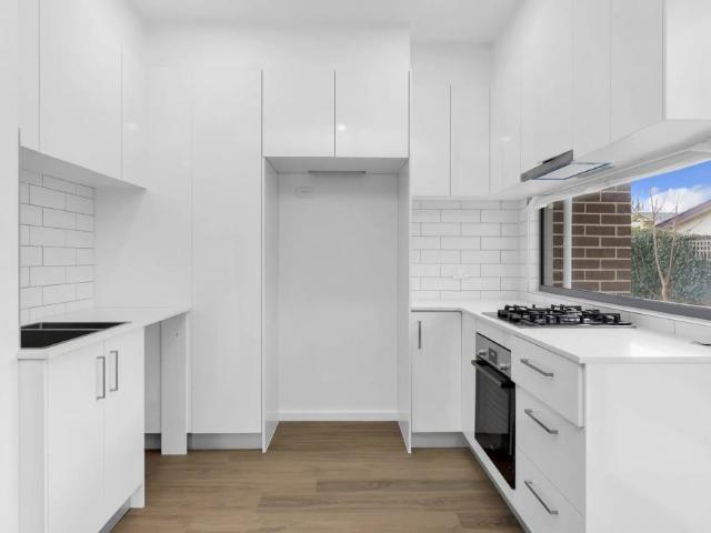 Townhouse for rent in Woden, Australian Capital Territory