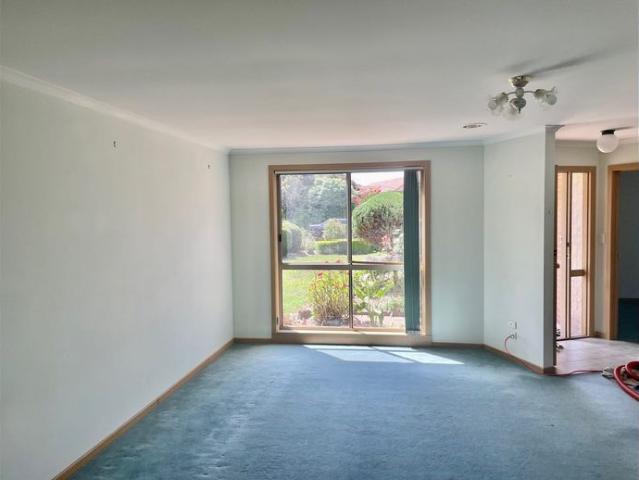 House for rent in Diggers Rest, Melbourne