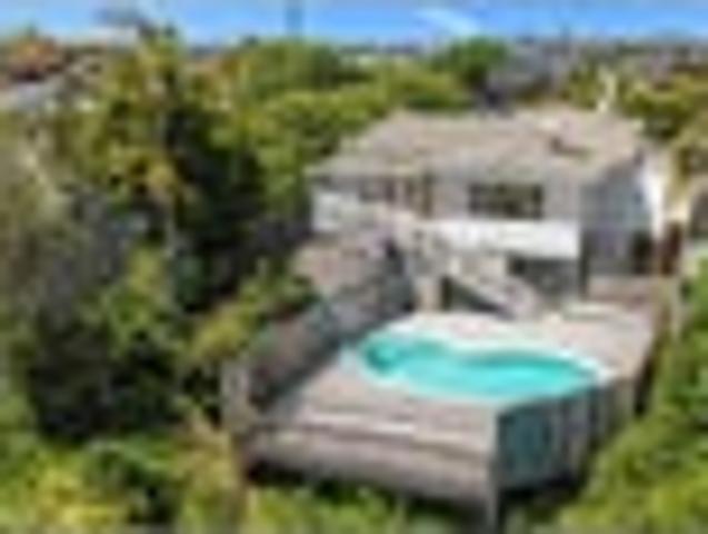 House for sale in Wairau Valley