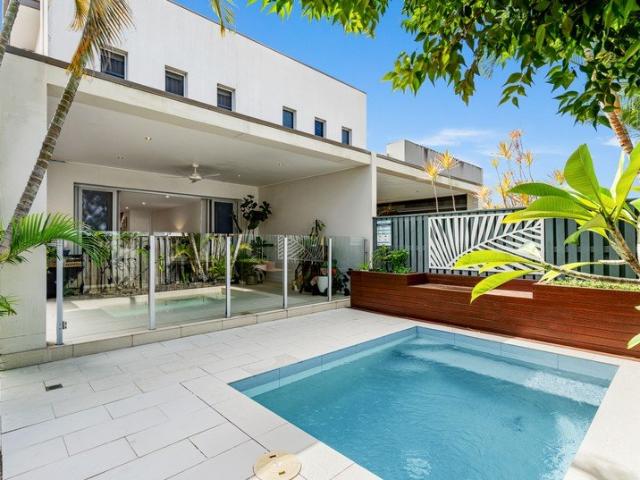 Townhouse for sale in Fernbrook, Queensland