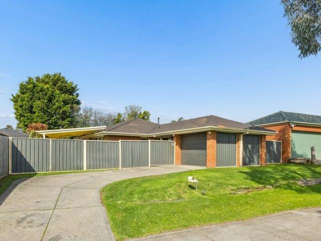 House for sale in Carrum Downs, Melbourne