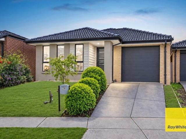 House for sale in Bethany Park, Melbourne