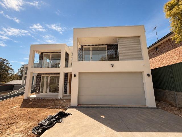 House for rent in Glen Alpine, Sydney