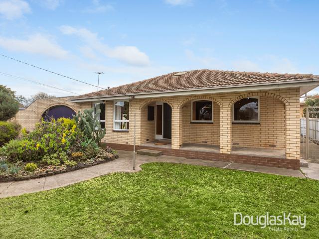 House for sale in Sunshine West