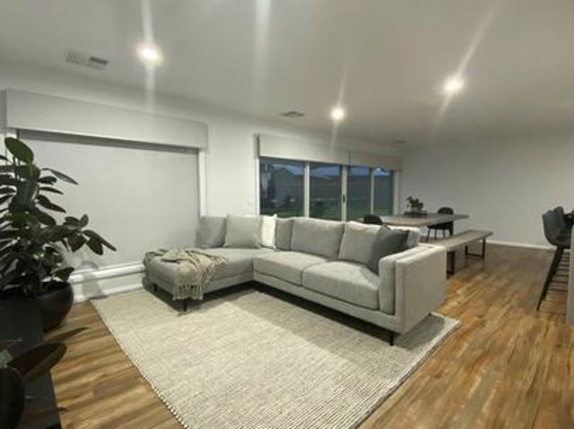 House for rent in Tangambalanga, Victoria