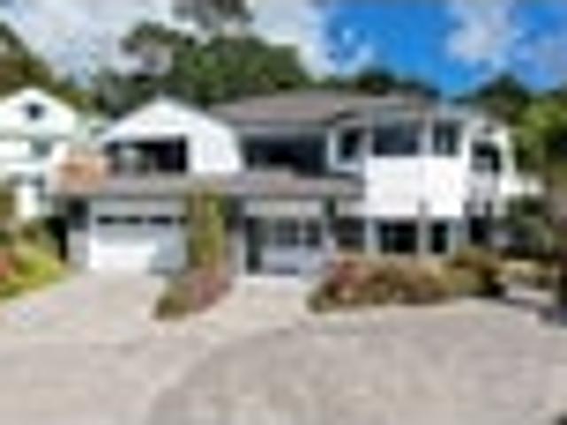 House for sale in Paremoremo, Oroua County