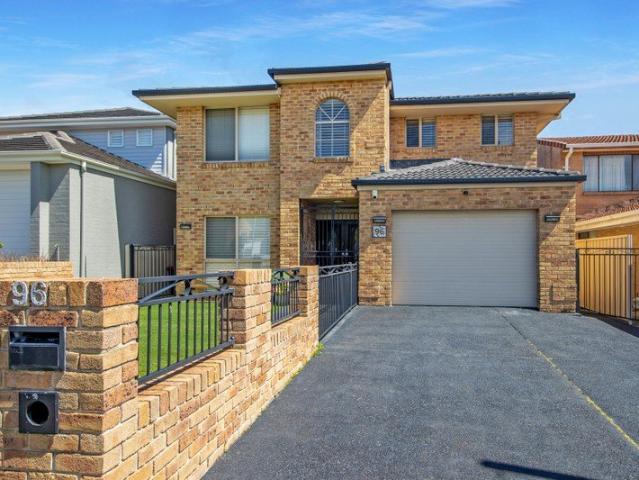 House for sale in Newcastle, Newcastle-Maitland