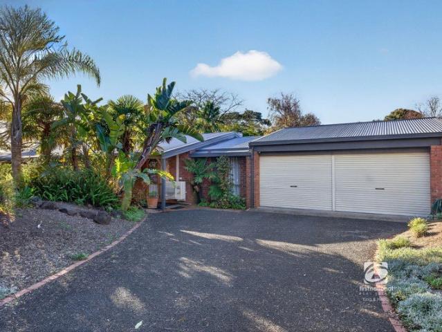 House for sale in Kalimna, Victoria