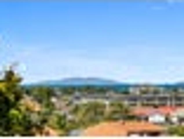 Apartment for sale in Whangaparaoa