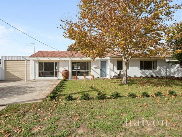 House for sale in Camillo, Western Australia