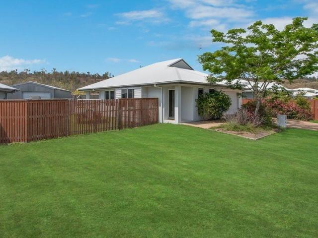 House for sale in Bushland Beach, Townsville City