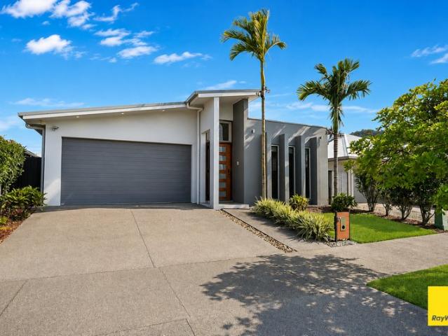 House for sale in Kewarra Beach, Queensland