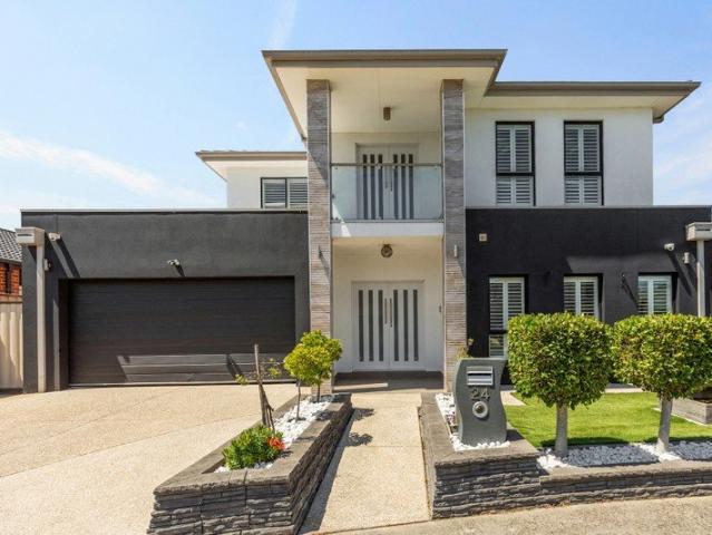 House for sale in Somerfield Estate, Melbourne
