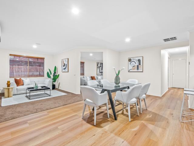 House for sale in Parkwood Green, Melbourne