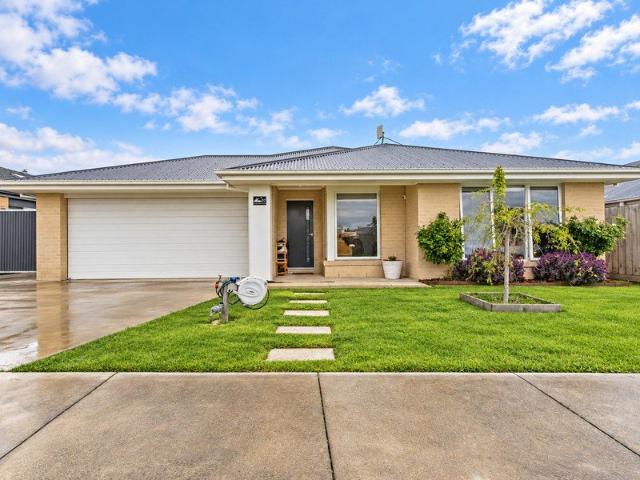 House for sale in Yinnar, Victoria
