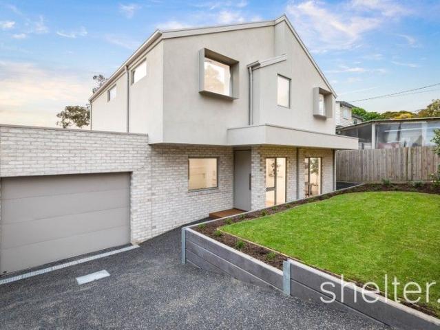 House for sale in Glen Iris