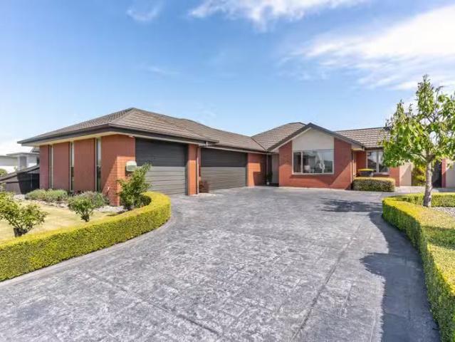 House for rent in Chaslands, Canterbury
