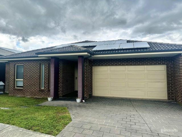 House for rent in Gregory Hills, Sydney