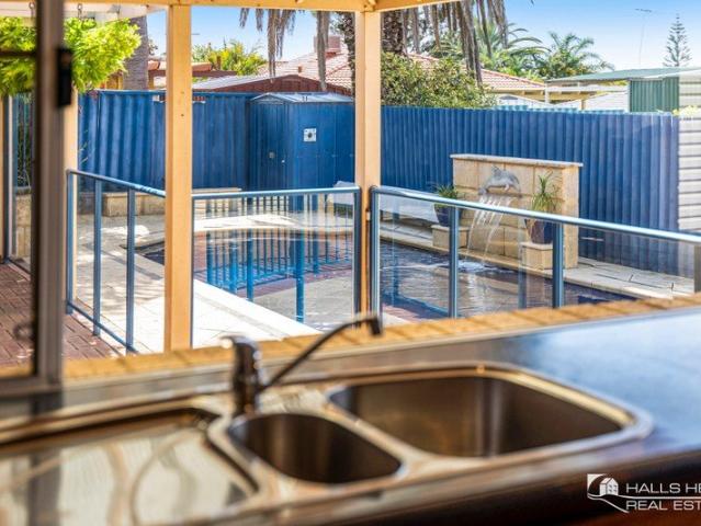 House for sale in Halls Head, City of Mandurah