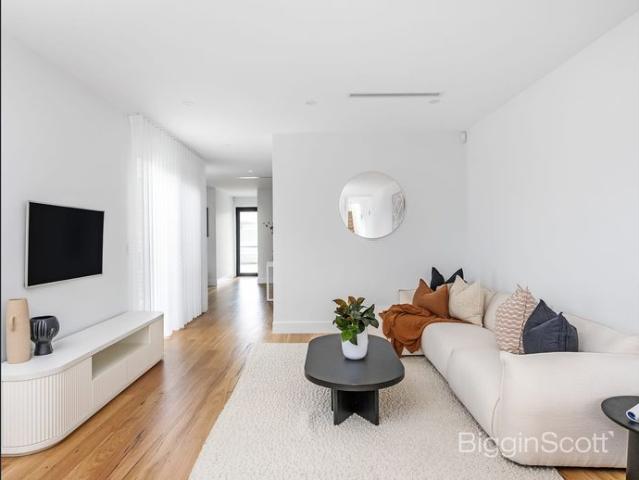Townhouse for rent in Camerons Creek, Victoria