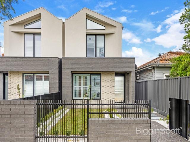 Townhouse for rent in Camerons Creek, Victoria