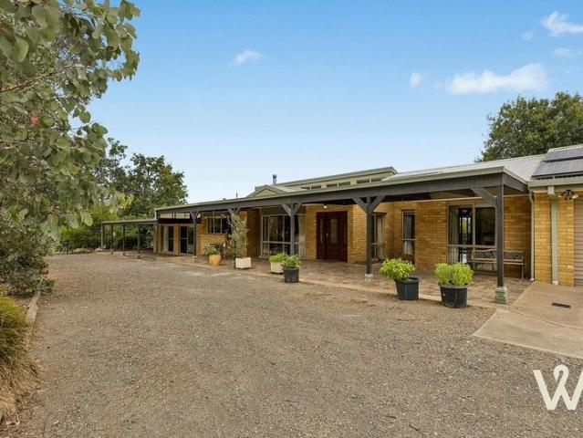 Cottage for sale in Murrumbateman, New South Wales