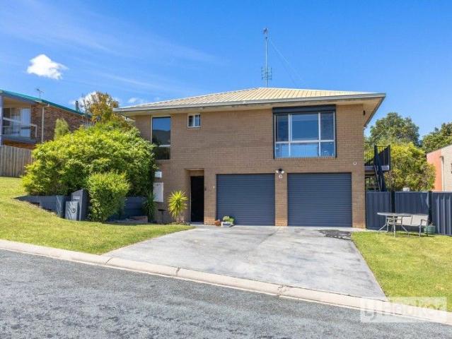 House for sale in Lakes Entrance, Victoria