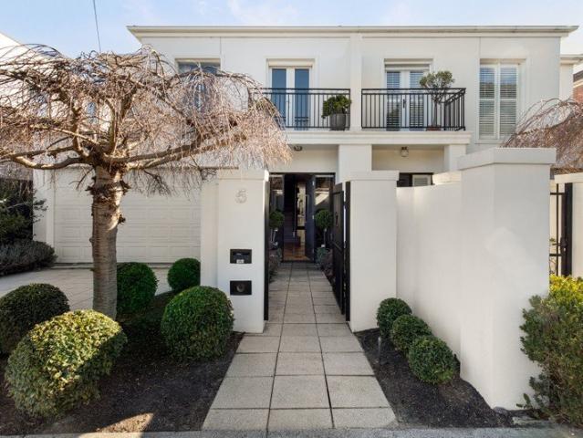 Townhouse for sale in Camerons Creek, Victoria