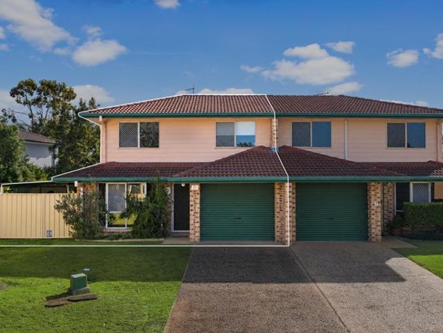 Townhouse for sale in Kallangur, Greater Brisbane
